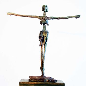 Escultura intitulada "" Crucifixion "" por Antoine Berbari, Obras de arte originais, Bronze