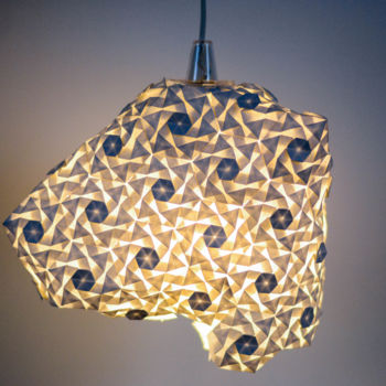 제목이 "Origami lighting de…"인 조형물 Antoine Scherer로, 원작, 종이