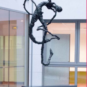 Sculpture titled "Aura Swing" by Antoinette Rozan, Original Artwork, Bronze
