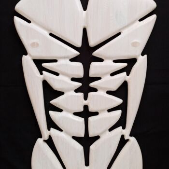 Escultura titulada "Wood sculpture chest" por Anton Kamenev, Obra de arte original, Madera