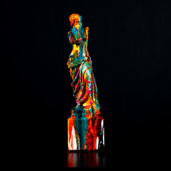 Scultura intitolato "Aphrodite beauty in…" da Antoni Dragan, Opera d'arte originale, Pietra