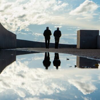 Фотография под названием "Reflection between…" - Antonin Borie, Подлинное произведение искусства, Цифровая фотография