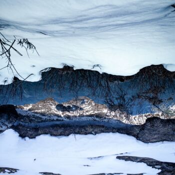 摄影 标题为“Between the 2 snow.…” 由Antonin Borie, 原创艺术品, 数码摄影