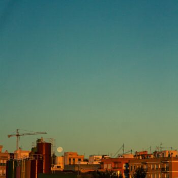 Photographie intitulée "Alicante and moon b…" par Antonin Borie, Œuvre d'art originale, Photographie numérique