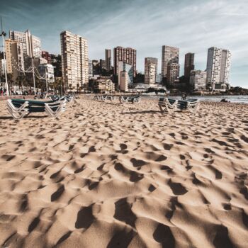 Фотография под названием "Building beach…" - Antonin Borie, Подлинное произведение искусства, Цифровая фотография
