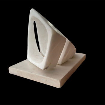 Sculpture titled "Piramidal" by Antonio Sanz, Original Artwork, Stone