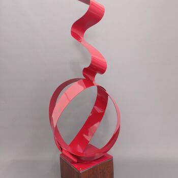 Sculpture titled "Fita Equilíbrio Ver…" by Antonio Spinosa, Original Artwork, Metals