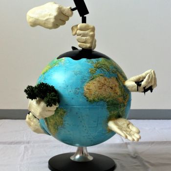 Скульптура под названием "AUTODISTRUZIONE" - Antonio Fumagalli, Подлинное произведение искусства, Смола