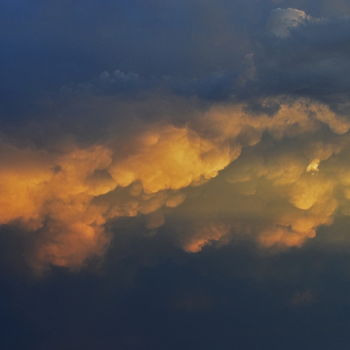 Photographie intitulée "nuageux" par Aquartistiq, Œuvre d'art originale, Photographie numérique