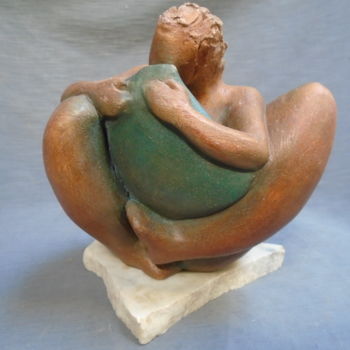 Sculpture intitulée "Femme à l'oreiller" par Marie Ruiz, Œuvre d'art originale, Céramique
