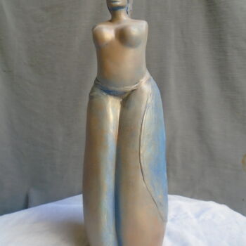 Sculpture titled "Femme buste drapée…" by Marie Ruiz, Original Artwork, Ceramics