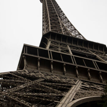 Fotografie getiteld "Eiffel Tower" door Arkadiusz Gepchard, Origineel Kunstwerk, Digitale fotografie