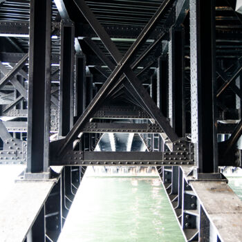 Photographie intitulée "Pont Aleksander 01" par Arkadiusz Gepchard, Œuvre d'art originale, Photographie numérique