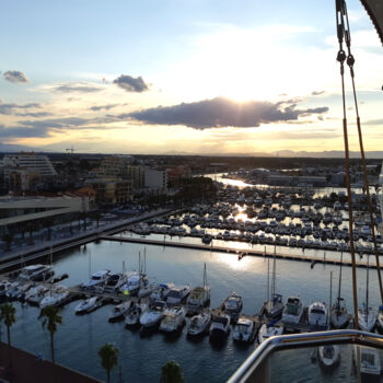 Photographie intitulée "Sunset over the mar…" par Armajay, Œuvre d'art originale, Photographie non manipulée