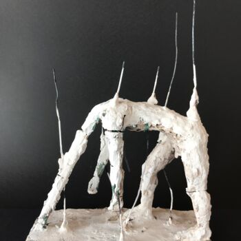 Rzeźba zatytułowany „Uomo struzzo” autorstwa Armando D'Andrea, Oryginalna praca, Terakota