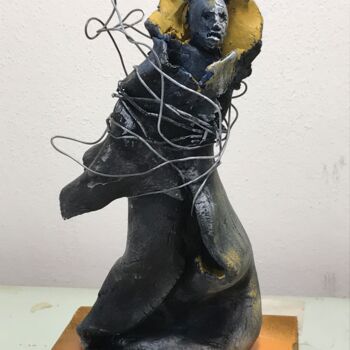 Sculpture titled "Inverno" by Armando D'Andrea, Original Artwork, Terra cotta