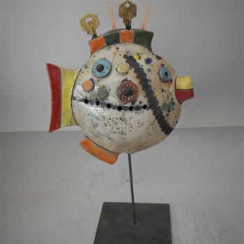 Escultura intitulada "Poisson clés" por Armelle Colombier, Obras de arte originais, Cerâmica