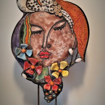 Sculpture intitulée "La femme au cygne" par Armelle Colombier, Œuvre d'art originale, Céramique