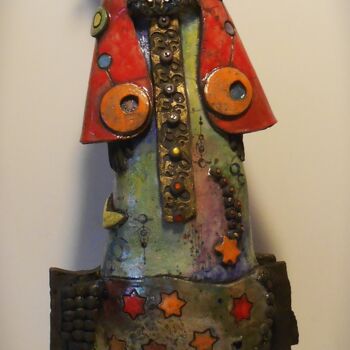 Skulptur mit dem Titel "La Reine d'étoile" von Armelle Colombier, Original-Kunstwerk, Keramik
