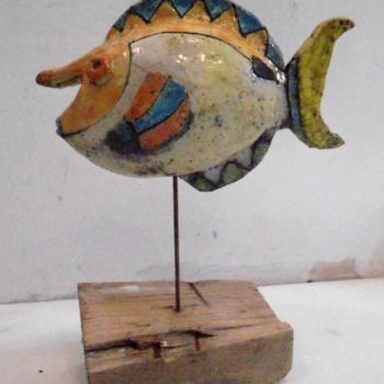 Scultura intitolato "poisson nasique" da Armelle Colombier, Opera d'arte originale, Ceramica