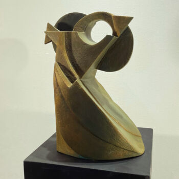 Skulptur mit dem Titel "Archimedes, the owl" von Arnaud Quercy, Original-Kunstwerk, Ton