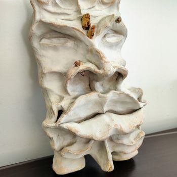 Sculpture titled "Roi" by Arnaud Gabriel Manette, Original Artwork, Clay