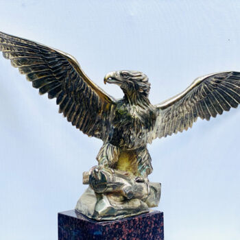 Sculpture titled "GREAT EAGLE" by Art Vladi, Original Artwork, Bronze