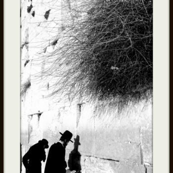 Фотография под названием "Mur des lamentation…" - Aharon Zinger, Подлинное произведение искусства