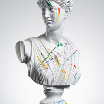 Sculpture titled "Colours of Artemis" by Dervis Yusuf Akdemir, Original Artwork, Resin
