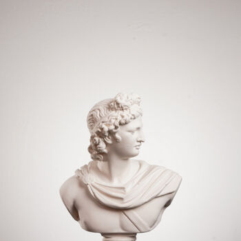 Sculptuur getiteld "Greek God Apollo Ha…" door Dervis Yusuf Akdemir, Origineel Kunstwerk, Gips