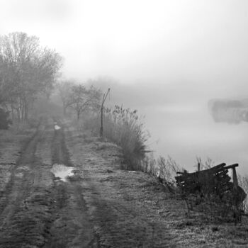 Photographie intitulée "Brumes sur le canal…" par Artenseo, Œuvre d'art originale, Photographie numérique