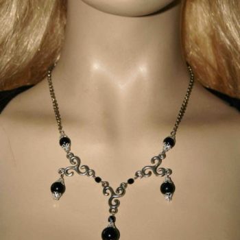 Artigianato intitolato "Collier triskel cel…" da Ar'Tistic, Opera d'arte originale, Gioielli