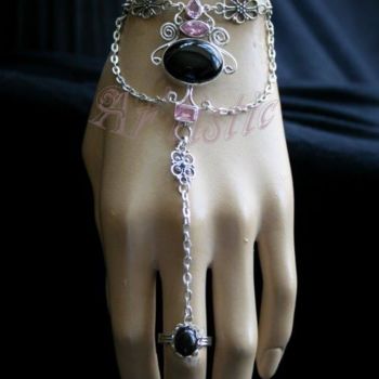 Handwerk mit dem Titel "Bracelet bague "Bla…" von Ar'Tistic, Original-Kunstwerk, Schmuck