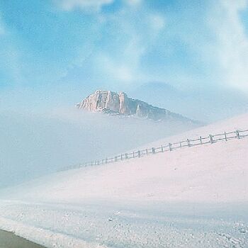 Fotografia intitolato "In The Mountains" da Artistry By Ajanta, Opera d'arte originale, Fotografia digitale