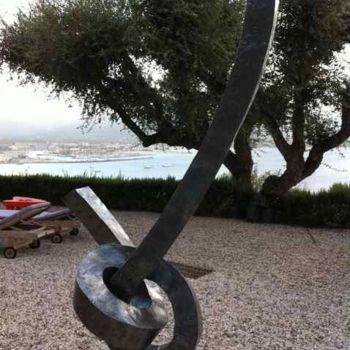 Sculpture titled "ENLACEMENT" by Thierry Emond, Original Artwork, Metals