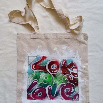 Art textile intitulée "Sac#7 - Art it's Lo…" par Grazy B, Œuvre d'art originale, Bombe aérosol