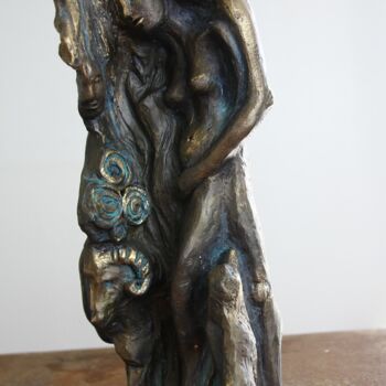 Sculpture titled "Conte de la brume" by Mia Gardel, Original Artwork, Terra cotta