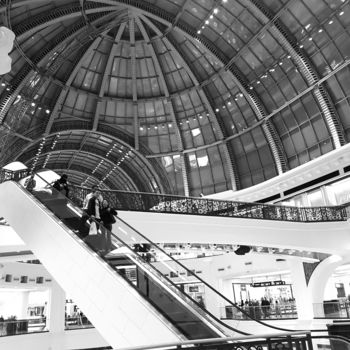 Photographie intitulée "Dubai Mall" par Art Moé, Œuvre d'art originale, Photographie numérique