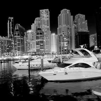 Fotografie mit dem Titel "Marina Dubai" von Art Moé, Original-Kunstwerk, Digitale Fotografie