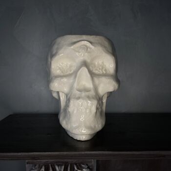 雕塑 标题为“THE MASTER'S SKULL…” 由Alexandr And Serge Reznikov, 原创艺术品, 陶瓷