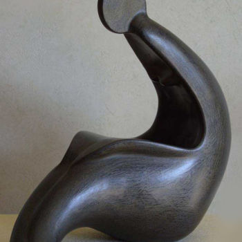「JESSIKA」というタイトルの彫刻 Denis Queyeratsによって, オリジナルのアートワーク, テラコッタ