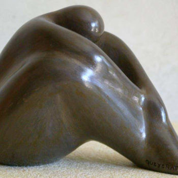 Скульптура под названием "LOUISE" - Denis Queyerats, Подлинное произведение искусства, Терракота