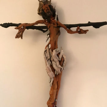 Sculpture titled "Christ en lierre" by Christian Comte, Original Artwork, Wood