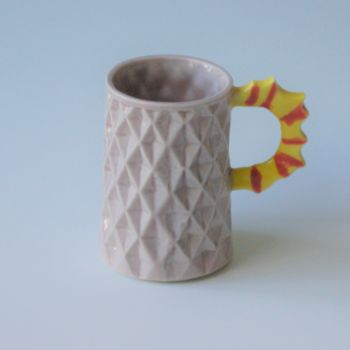 Design mit dem Titel "Brest tasse seul, s…" von Bas Van Zuijlen, Original-Kunstwerk, Tischkunst