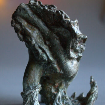 Sculpture titled "La Cancan Garance" by Audrey Fléchet, Original Artwork, Bronze