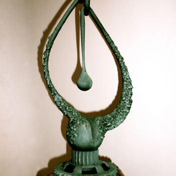 Scultura intitolato "Compasses" da Aureliano De Aguiar, Opera d'arte originale, Metalli