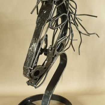 Skulptur mit dem Titel "Hermès" von Sandrine Plumard, Original-Kunstwerk, Metalle