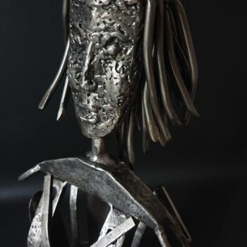 雕塑 标题为“Naia” 由Sandrine Plumard, 原创艺术品, 金属