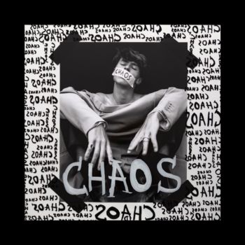 Digitale Kunst getiteld "CHAOS" door Axel De Lai, Origineel Kunstwerk, Digitaal Schilderwerk Gemonteerd op Frame voor houten…