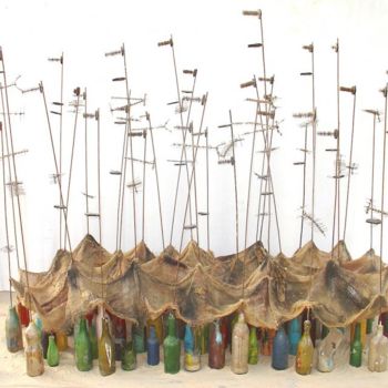 Sculpture titled "Embouteillage urbain" by Babacar Niang, Original Artwork, Metals